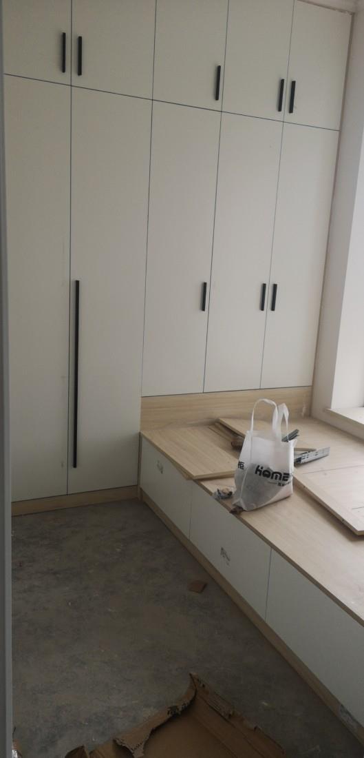 網(wǎng)購家具、燈具與全屋定制 便捷與挑戰(zhàn)并存的安裝指南