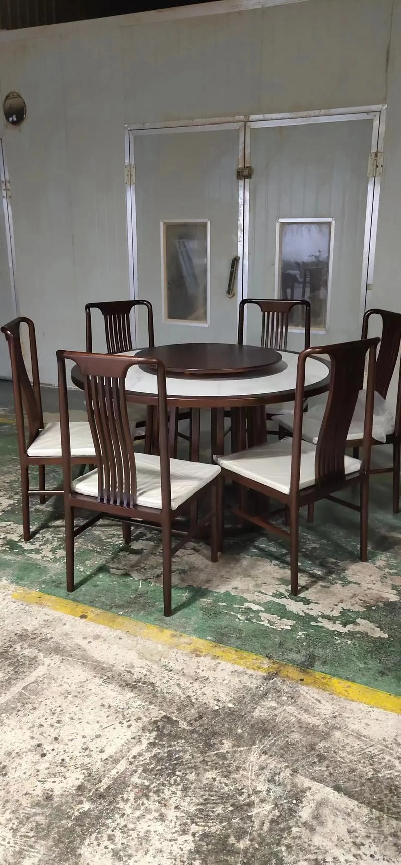 新中式電動(dòng)餐桌 融合傳統(tǒng)與現(xiàn)代的匠心之作